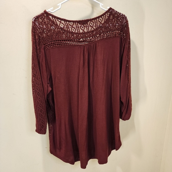 Elegant Lace Blouse - Burgundy - Picture 8 of 10